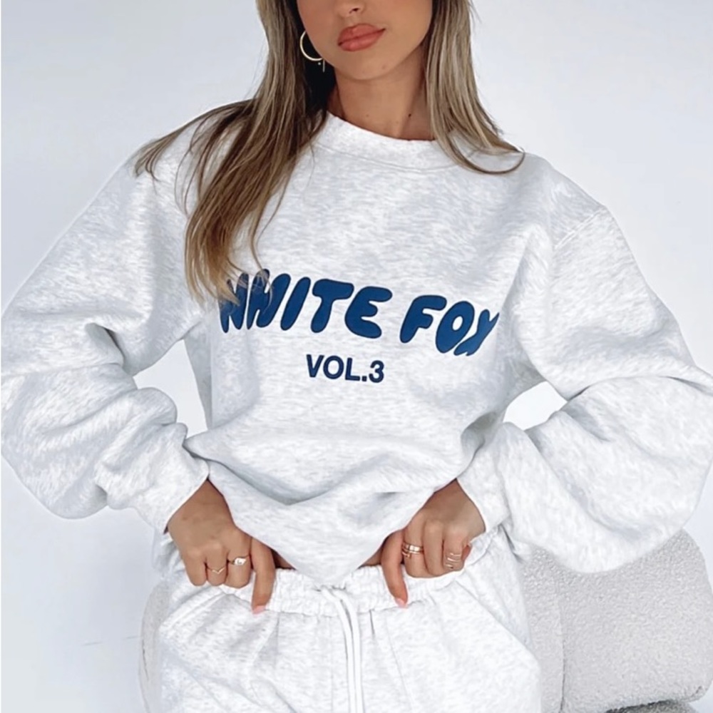 White Fox Boutique Offstage Sweater Mineral Grey S/M